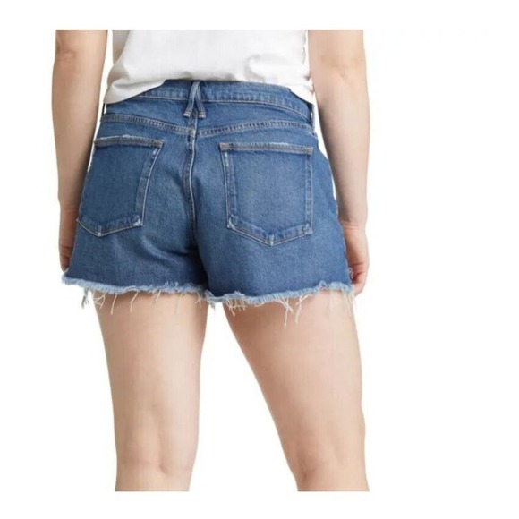 Good American '90s Cutoff Distressed Denim Shorts Blue Size 12 NWT - Picture 2 of 10